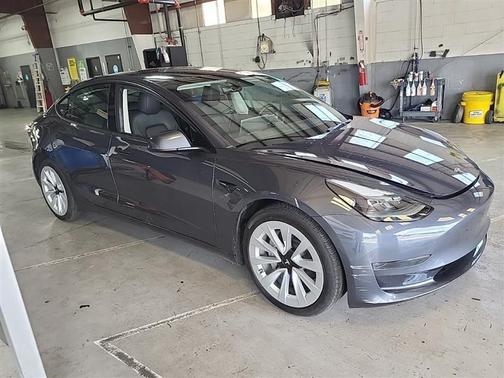 2023 Tesla Model 3 Standard Range Plus