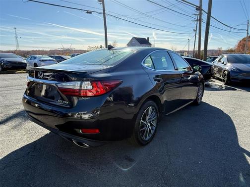 2017 Lexus ES 350 Base