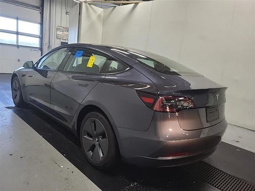 2023 Tesla Model 3 Standard Range Plus