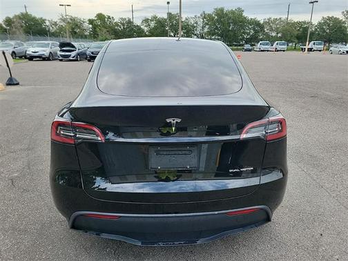 2024 Tesla Model Y Long Range Dual Motor All-Wheel Drive