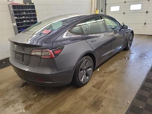2023 Tesla Model 3 Standard Range Plus
