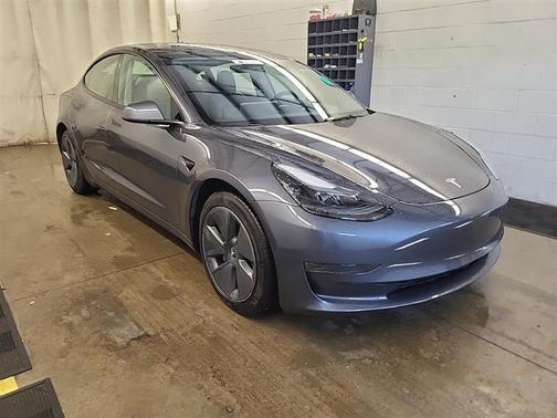 2023 Tesla Model 3 Standard Range Plus
