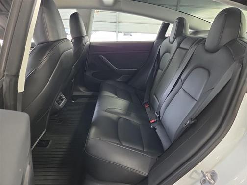 2023 Tesla Model 3 Standard Range Plus