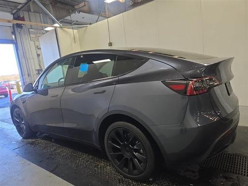2023 Tesla Model Y Long Range AWD