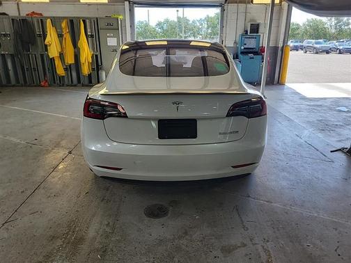 2022 Tesla Model 3 Performance