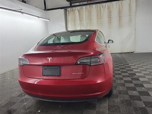 2018 Tesla Model 3 Performance