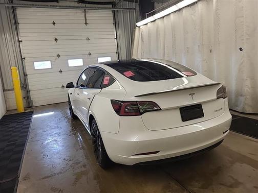 2022 Tesla Model 3 Performance