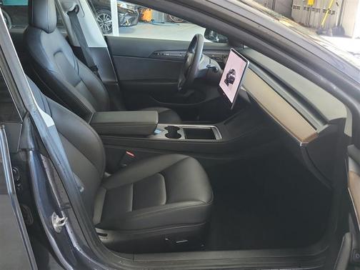 2023 Tesla Model 3 Standard Range Plus