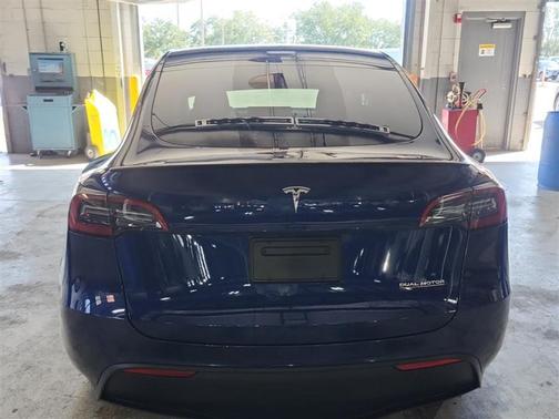 2023 Tesla Model Y Performance Dual Motor All-Wheel Drive