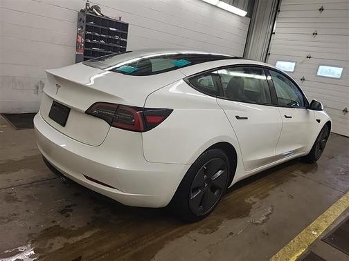 2023 Tesla Model 3 Standard Range Plus
