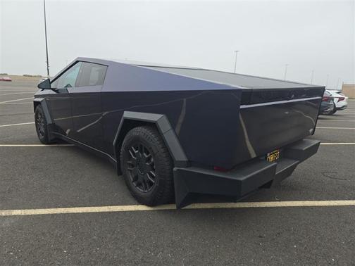 2024 Tesla Cybertruck Cyberbeast