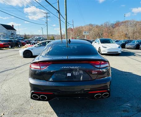 2022 Kia Stinger GT1
