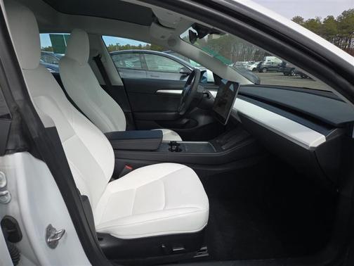 2023 Tesla Model 3 Standard Range Plus