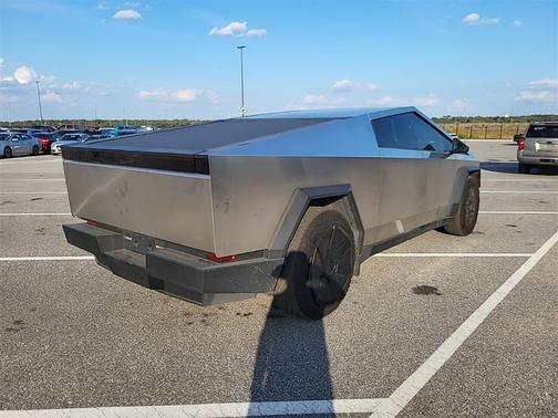 2024 Tesla Cybertruck Cyberbeast