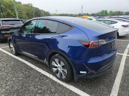 Deep Blue Metallic 2023 Tesla Model Y Long Range Dual Motor All-Wheel Drive
