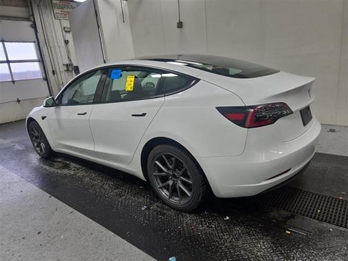2023 Tesla Model 3 Standard Range