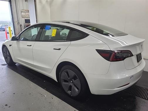 2023 Tesla Model 3 Standard Range Plus