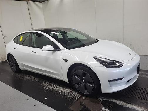 2023 Tesla Model 3 Standard Range Plus
