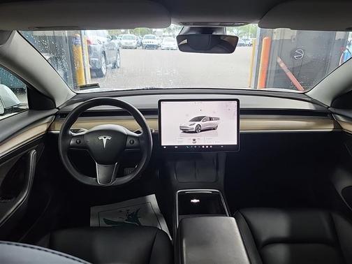 2023 Tesla Model 3 Standard Range Plus