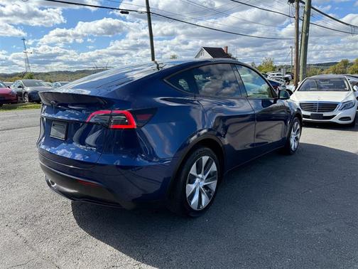 Deep Blue Metallic 2024 Tesla Model Y Long Range Dual Motor All-Wheel Drive