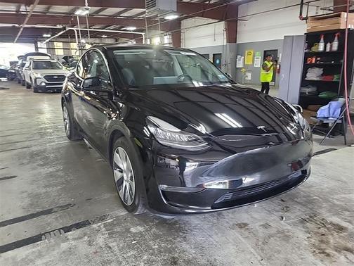 2022 Tesla Model Y Long Range