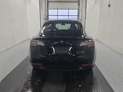 2023 Tesla Model 3 Long Range