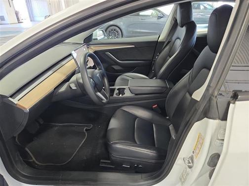Pearl White Multi-Coat 2022 Tesla Model 3 Long Range