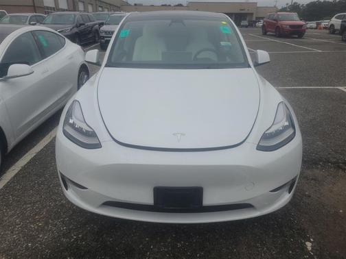 2022 Tesla Model Y Long Range