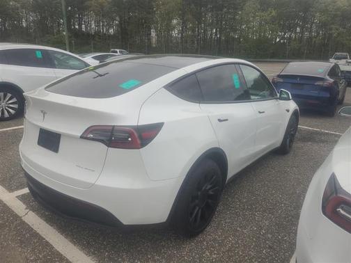 2022 Tesla Model Y Long Range