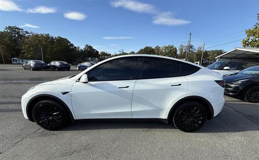 2023 Tesla Model Y Long Range Dual Motor All-Wheel Drive