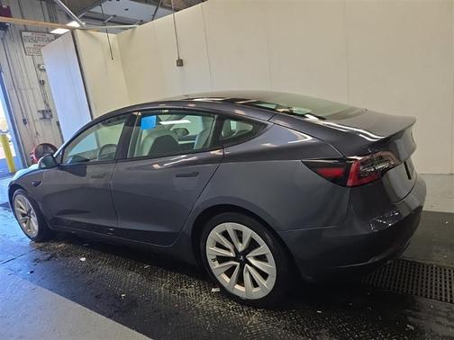2023 Tesla Model 3 Standard Range Plus