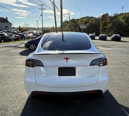 2022 Tesla Model Y Performance Dual Motor All-Wheel Drive