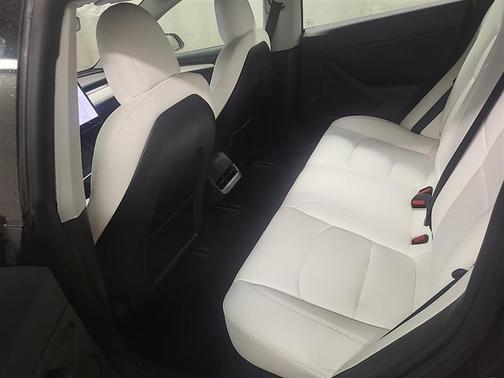 2021 Tesla Model 3 Performance