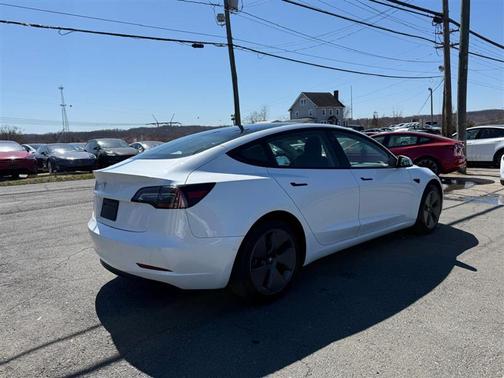 2022 Tesla Model 3 Base