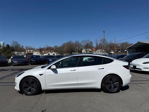 2022 Tesla Model 3 Base