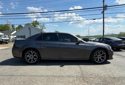 Granite Crystal Metallic Clearcoat 2018 Chrysler 300 S