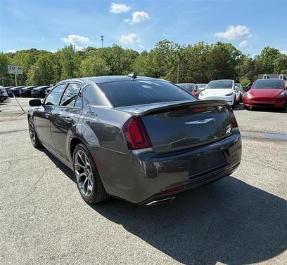 Granite Crystal Metallic Clearcoat 2018 Chrysler 300 S