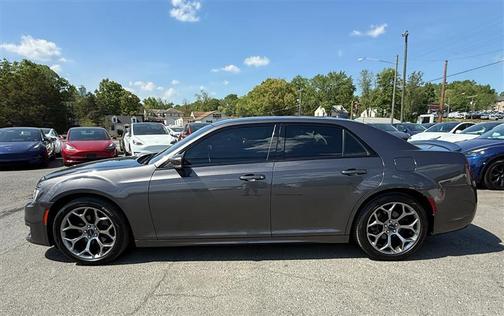 Granite Crystal Metallic Clearcoat 2018 Chrysler 300 S