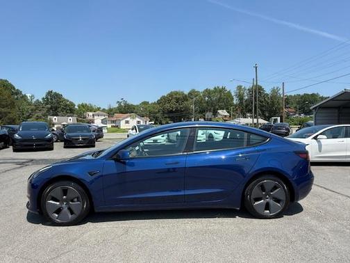 2022 Tesla Model 3 Long Range