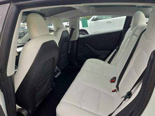 2023 Tesla Model 3 Standard Range Plus