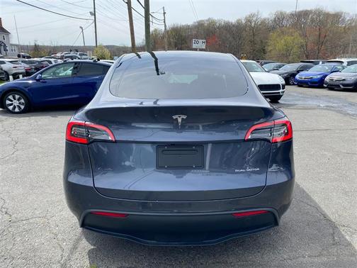 2024 Tesla Model Y Long Range Dual Motor All-Wheel Drive