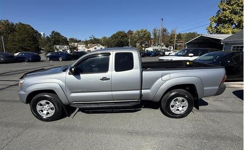 2015 Toyota Tacoma Base