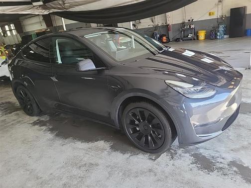 2023 Tesla Model Y Long Range AWD