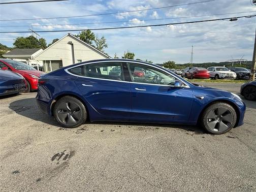 Deep Blue Metallic 2020 Tesla Model 3 Long Range