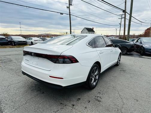 2024 Honda Accord EX 1.5T