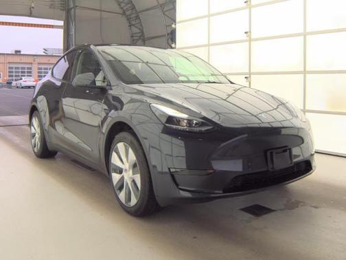 Stealth Grey 2024 Tesla Model Y