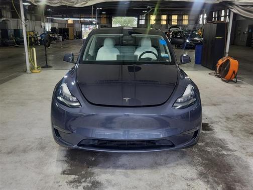 2023 Tesla Model Y Long Range AWD