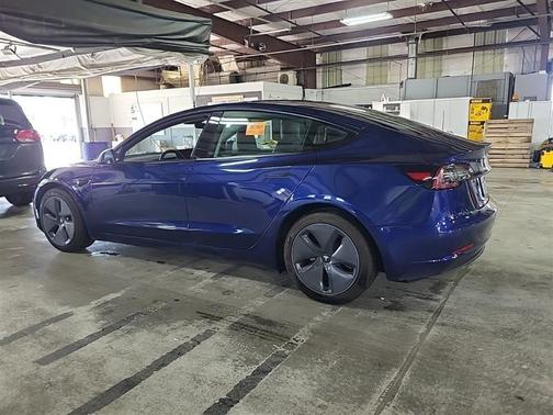 Deep Blue Metallic 2023 Tesla Model 3 Standard Range Plus