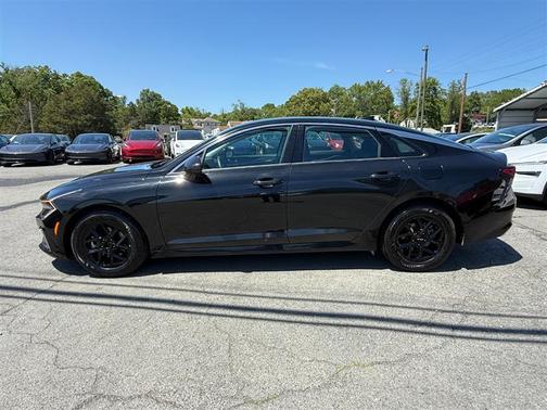 Aurora Black Pearl 2025 Kia K5 LXS