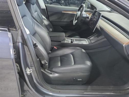 2023 Tesla Model 3 Standard Range Plus